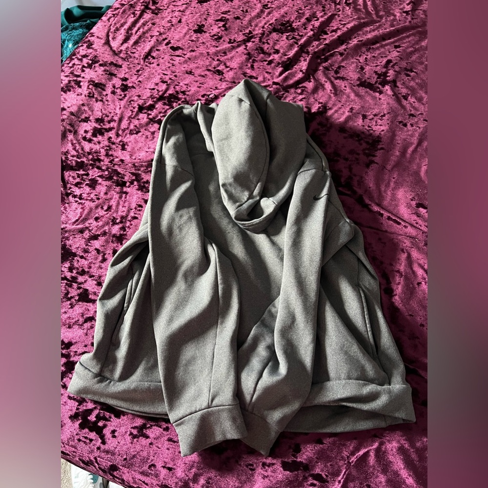 nike hoodie